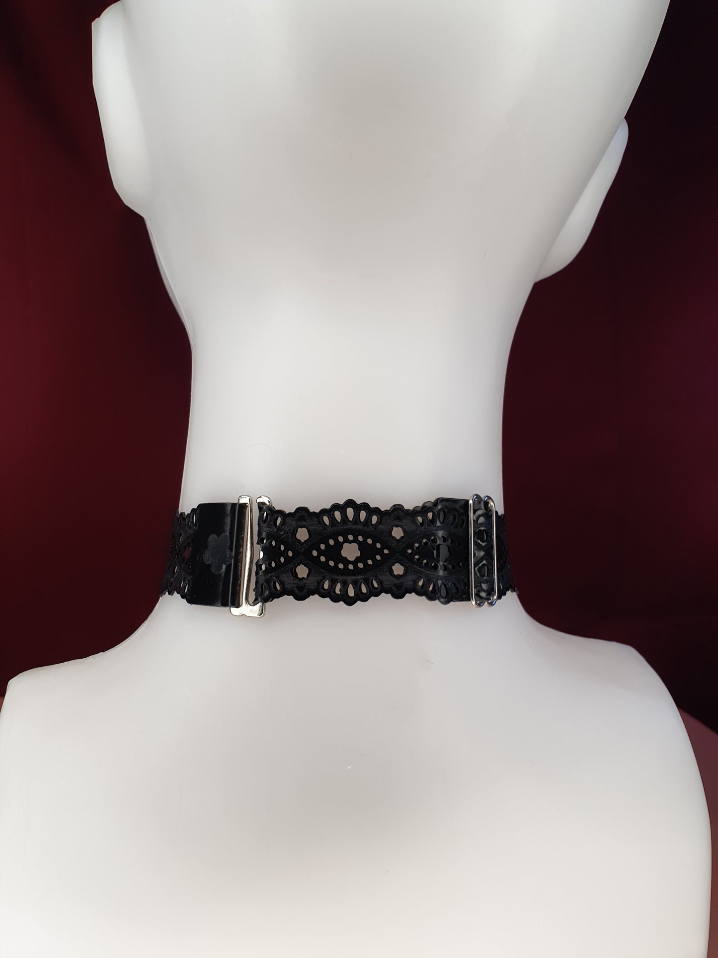 Nightshade Choker