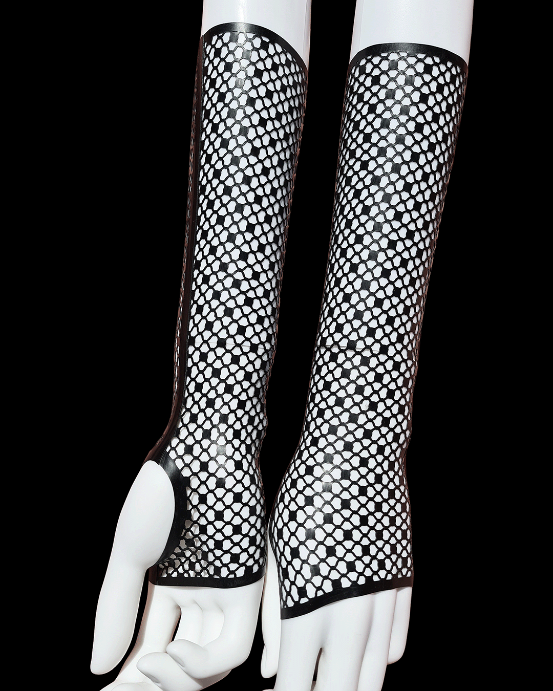 Belladonna Gloves